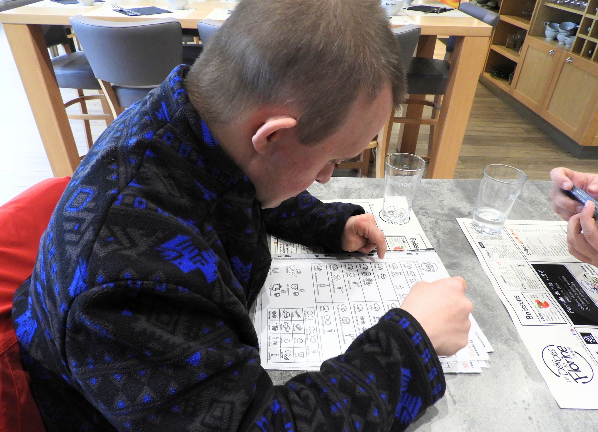 Mets du makaton dans ta ville-restaurant